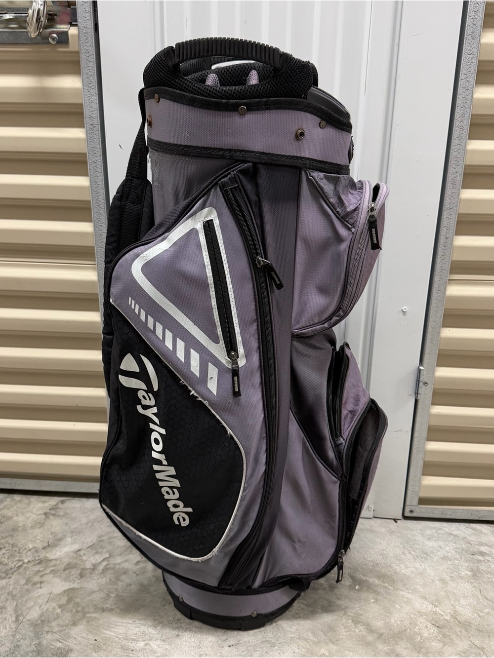 Taylormade Select Plus Lightweight Cart Bag Black Gray 15-Way Stand